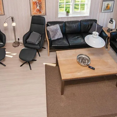 10 Person In Vakantiehuis Ansager